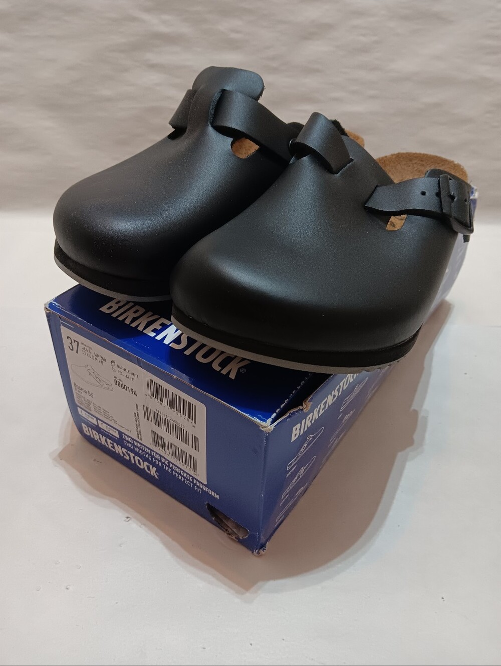 Birkenstock Boston BS Black Leather Size 37, US W 6, M 4 Reg Fit, Non-Slip Sole